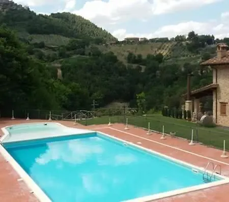 Isola مزرعة للإقامة SantʼUrbano